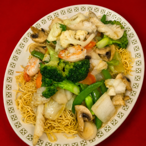 Seafood & Vegetable Chow Mein